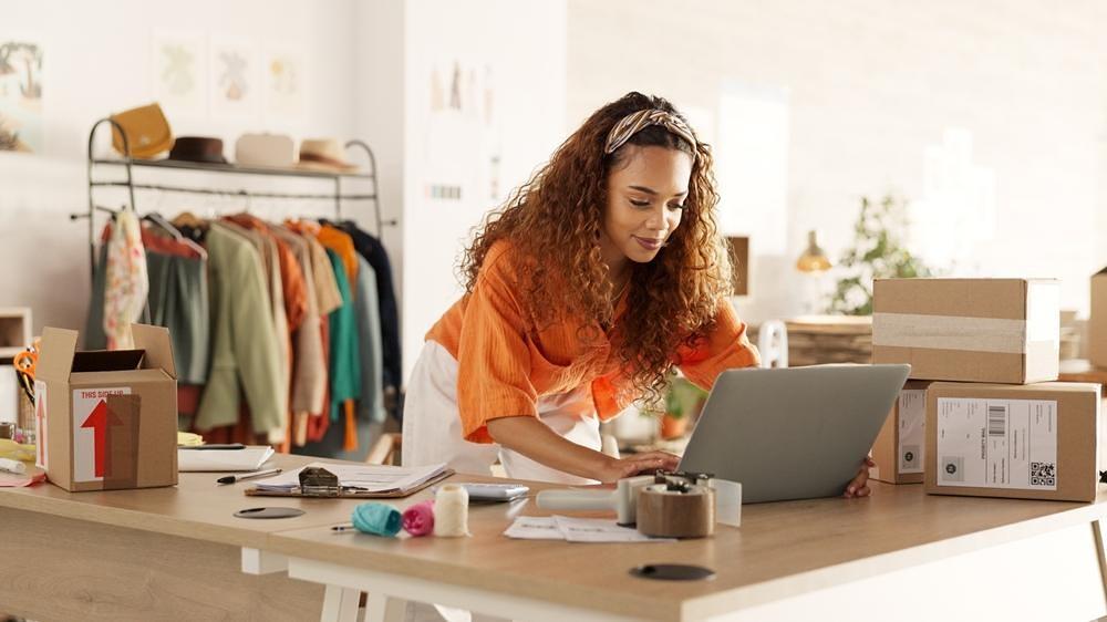 Cómo emprender un negocio de ropa