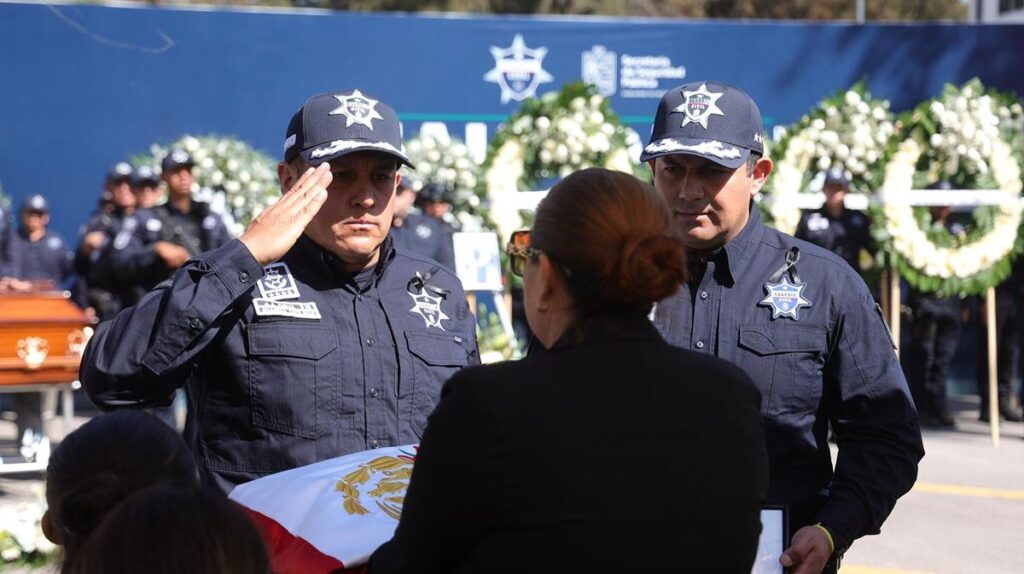 Con honores despide Guardia Civil a la policía Karla Patiño, caída en cumplimiento del deber en Michoacán-3