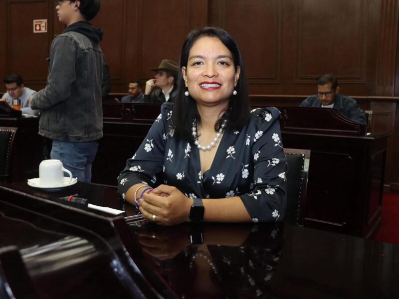 Erendira Isauro celebra aprobación de reforma “no deuda” impulsada por el gobernador Bedolla