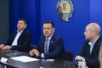 FGE de Michoacán anuncia detención de 3 presuntos involucrados en asesinato de Carlos Manzo