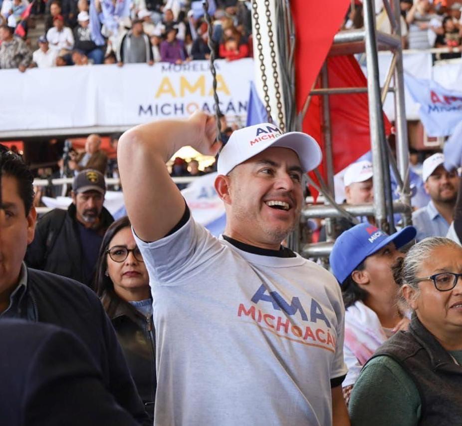 Fito Torres, moreliano interesado en el desarrollo de su estado, participa en encuentro ciudadano AMA Michoacán-2