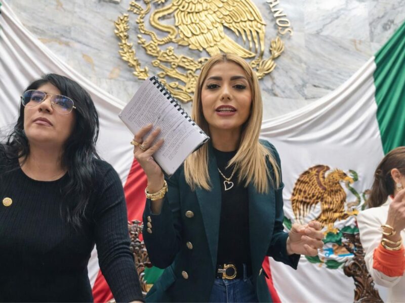 Legisladoras toman tribuna en Congreso de Michoacán, frente a polémica por desincorporación de predios