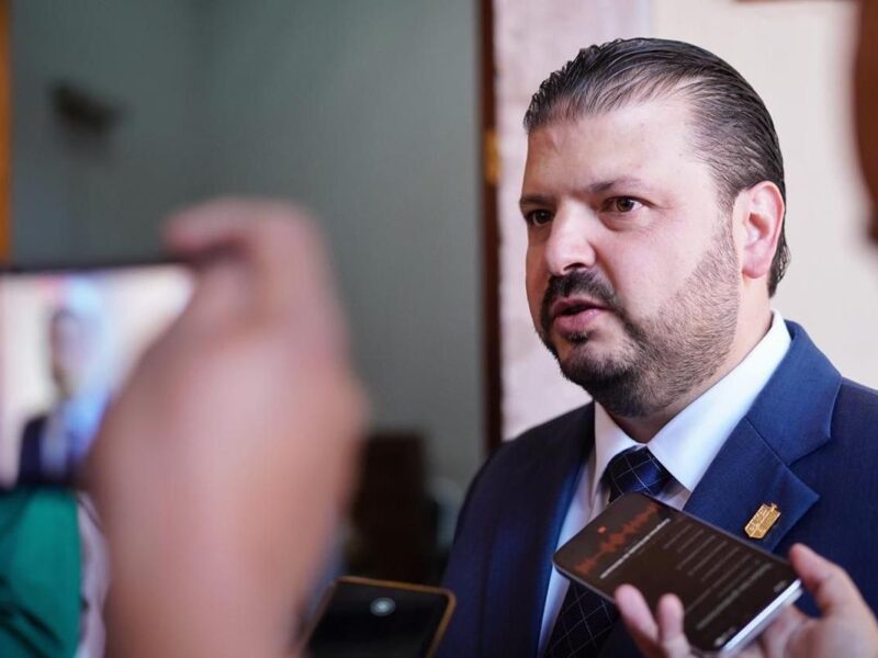 Ley de no más deuda a largo plazo es solo para el Ejecutivo; ayuntamientos son libres de su manejo financiero
