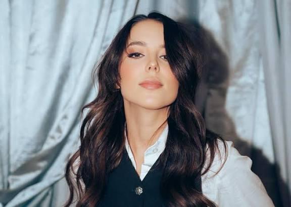 Majo Aguilar hace historia: Primera artista de mariachi en desfile de Carolina Herrera en NYFW Otoño-Invierno 2026