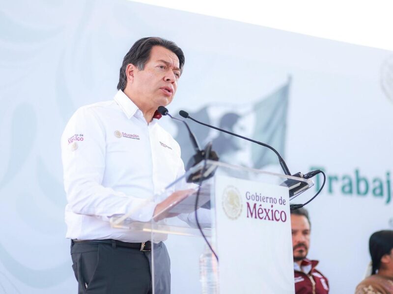 Profunda consternación e indignación, dice Mario Delgado por el asesinato de su tía y prima en Colima
