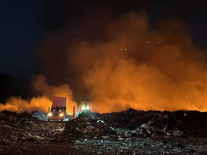 sofocan Incendio en relleno sanitario de Jacona durante siete horas