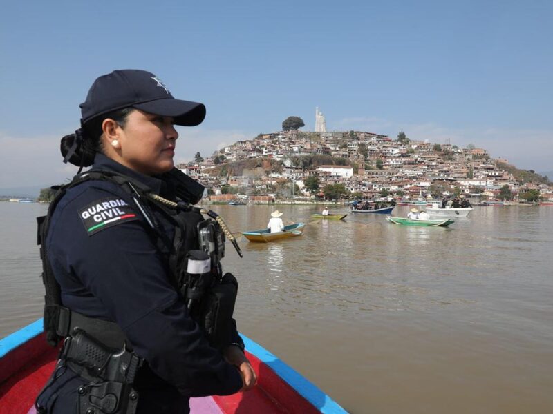 SSP intensifica vigilancia en el lago de Pátzcuaro, para evitar la extracción ilegal de agua