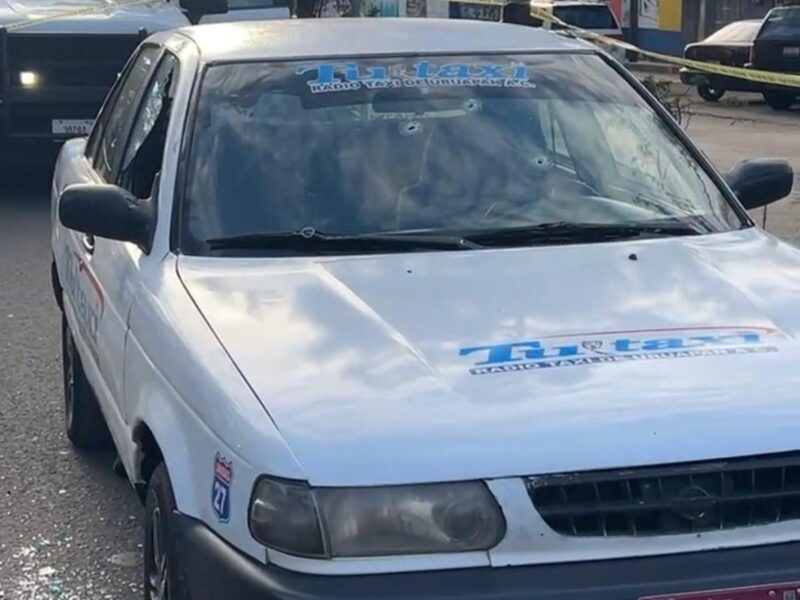 Taxista es baleado en Uruapan; se reporta grave