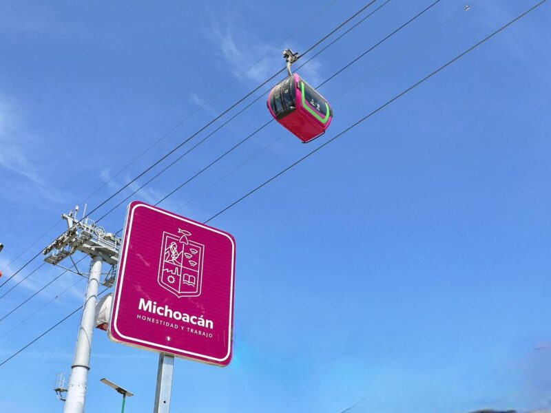 Teleférico de Uruapan alcanza el 99.4% de avance; Bedolla supervisa la obra junto con legisladores