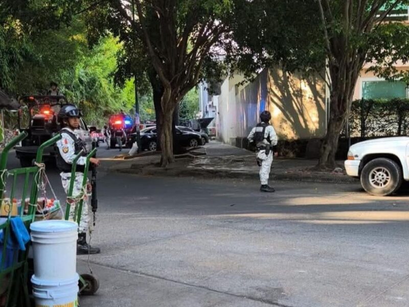 Uruapan: un hombre armado asaltó el área de cajas del Hospital Civil