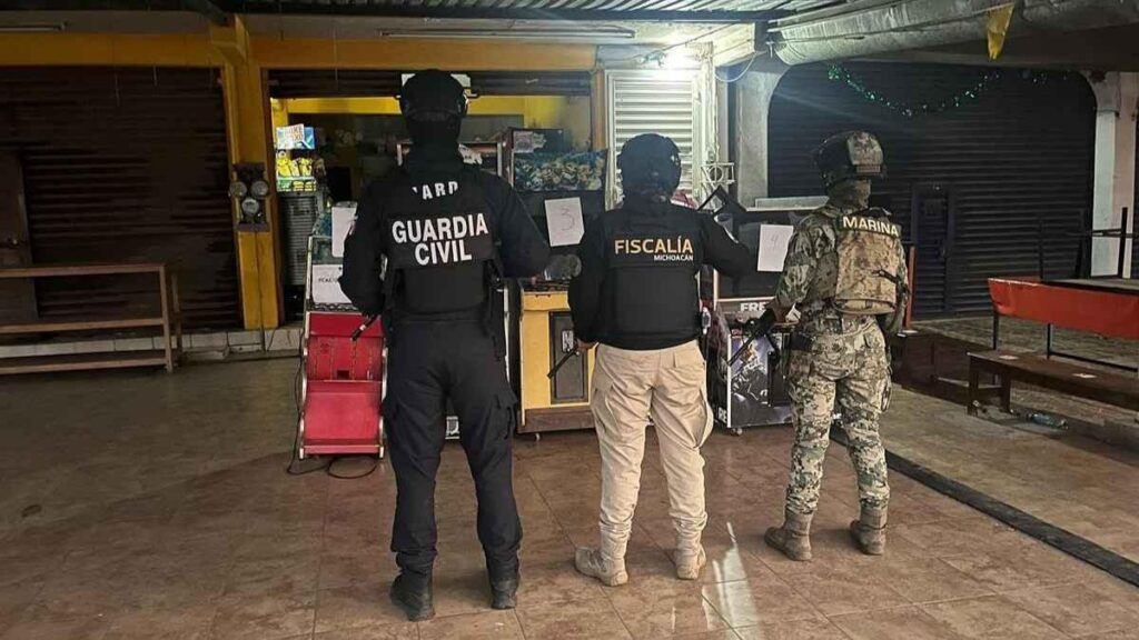 Aseguran 98 máquinas tragamonedas en Lázaro Cárdenas, Michoacán 1