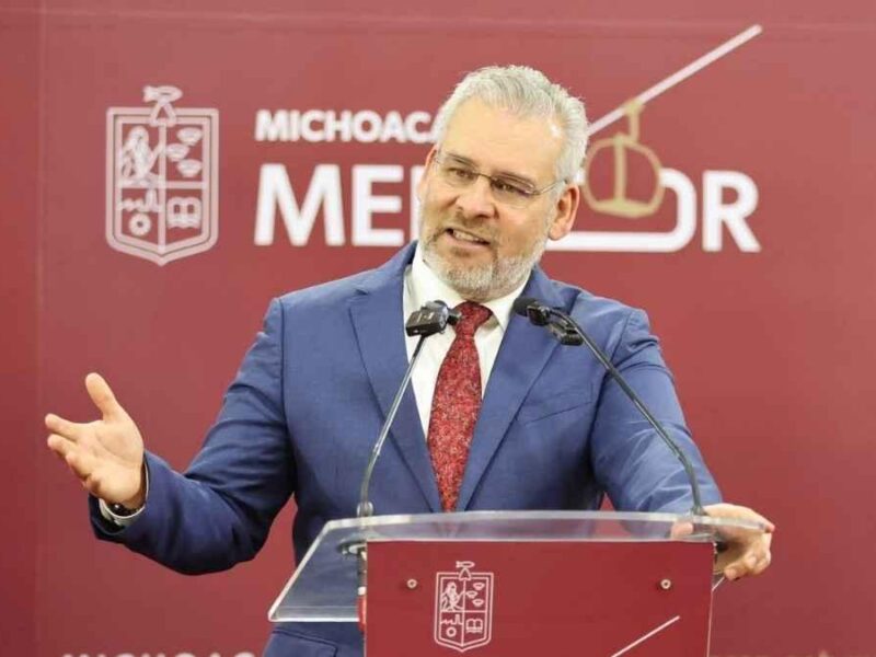 Bedolla descarta exigir renuncias a funcionarios que aspiren a candidatura en Morena