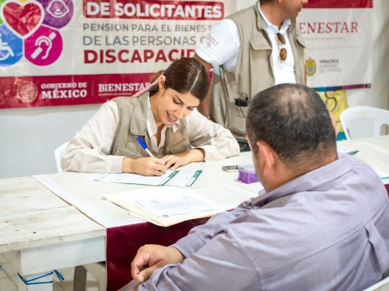 Bienestar abrirá registro para personas con discapacidad y para becas de transporte