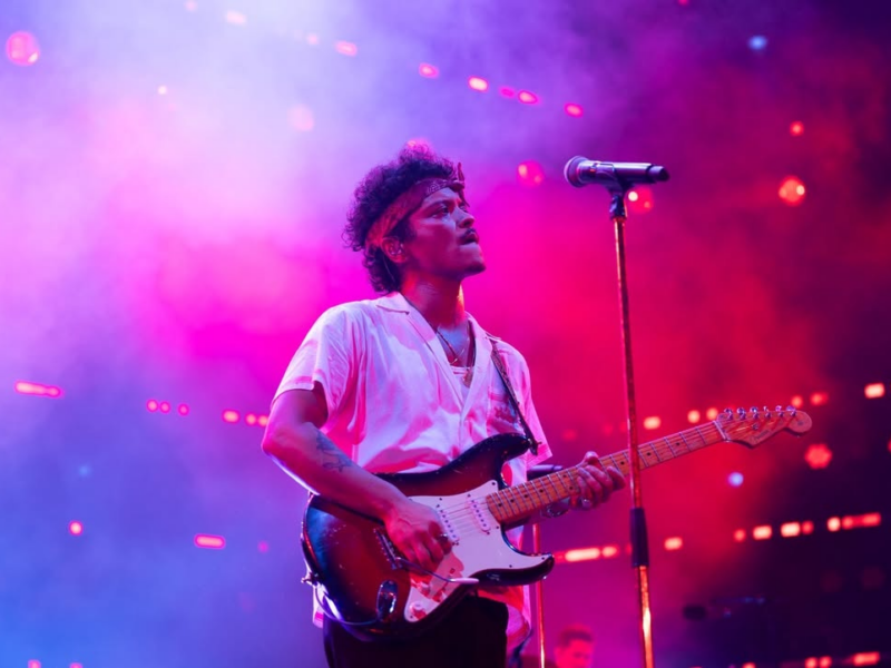 Bruno Mars reacciona a insólita propuesta de sus fans para sus conciertos