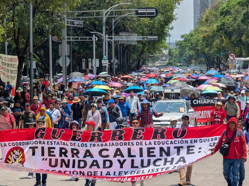 Convoca CNTE a paro nacional de 72 horas; no descartan bloqueos viales