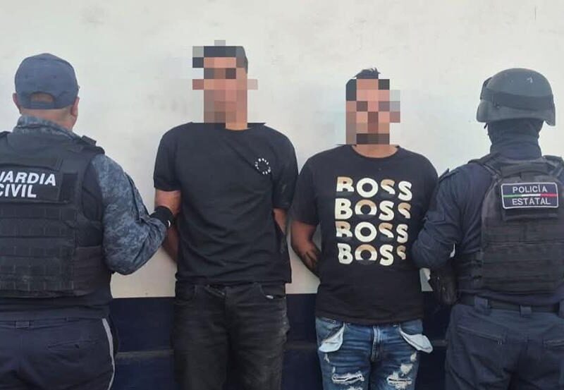 Detienen a dos sujetos y aseguran camioneta, cargadores y equipo táctico en operativo en Nahuatzen