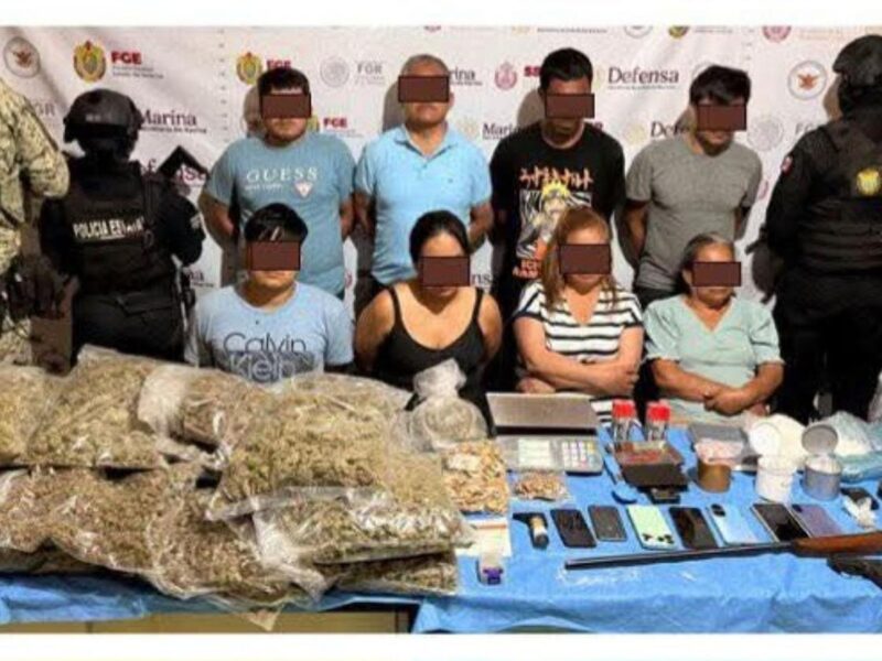 Detienen a hermano de delegada del Bienestar en Poza Rica con droga en maletas