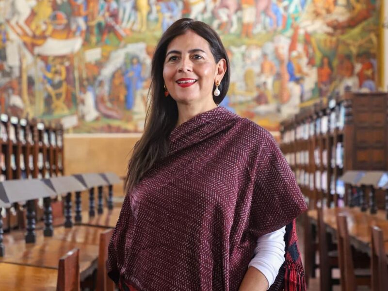 Invita Gabriela Molina a participar en coros comunitarios