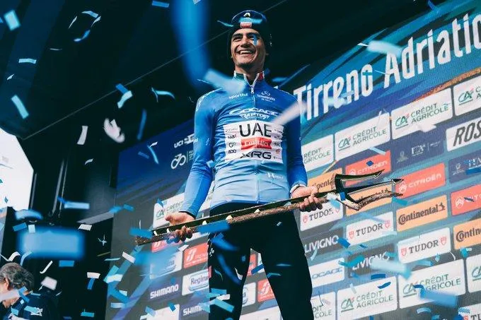 Isaac del Toro es campeón de la Tirreno-Adriático 2026