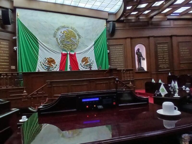 Michoacán carece de estrategia integral para menores en contextos de violencia, alerta Glosa del IV Informe