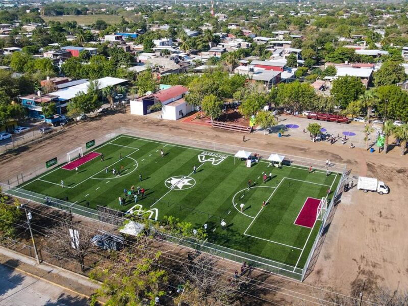 Michoacán transforma el deporte con 48 canchas de futbol 7 en 41 municipios