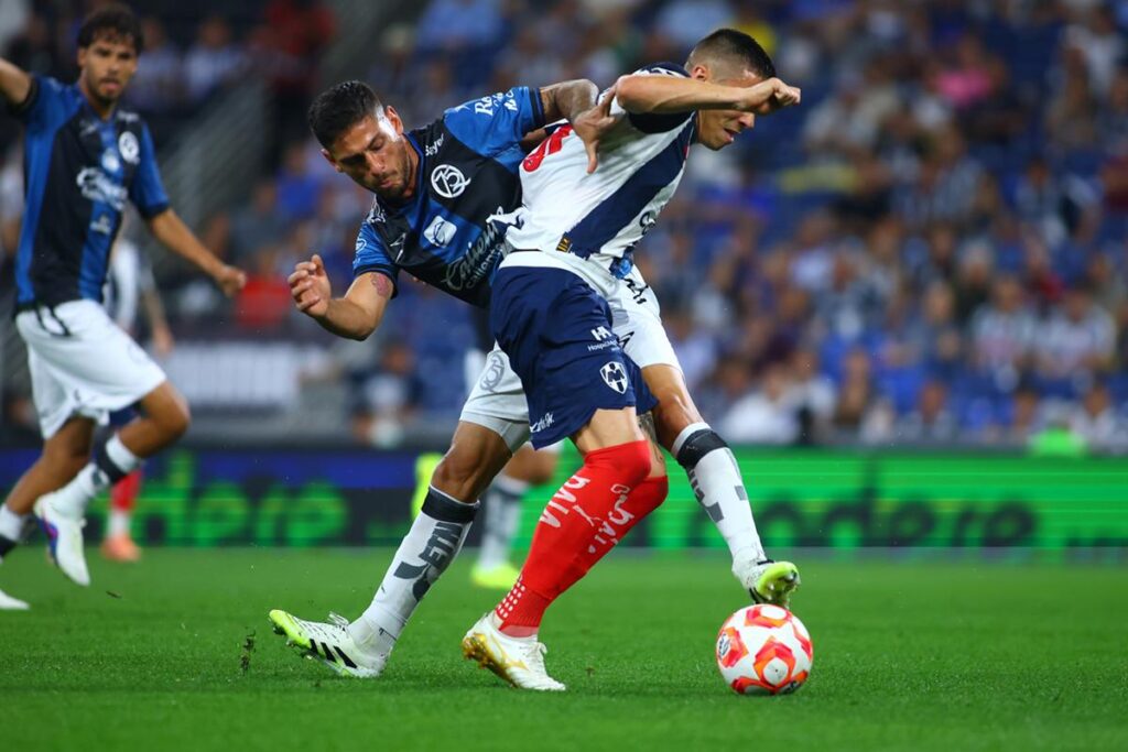 Monterrey se lleva los tres puntos en goliza contra los Gallos Blancos-1