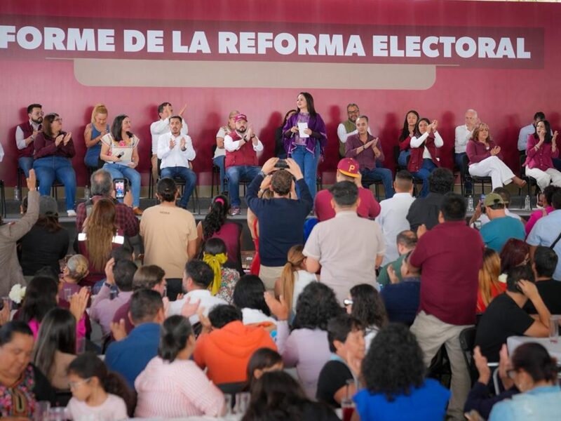 Morena respalda a Gladyz Butanda en Michoacán 3