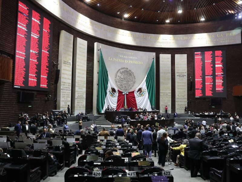No sólo PT y Verde, estas son las diputadas de Morena que votaron en contra de la reforma electoral de Sheinbaum