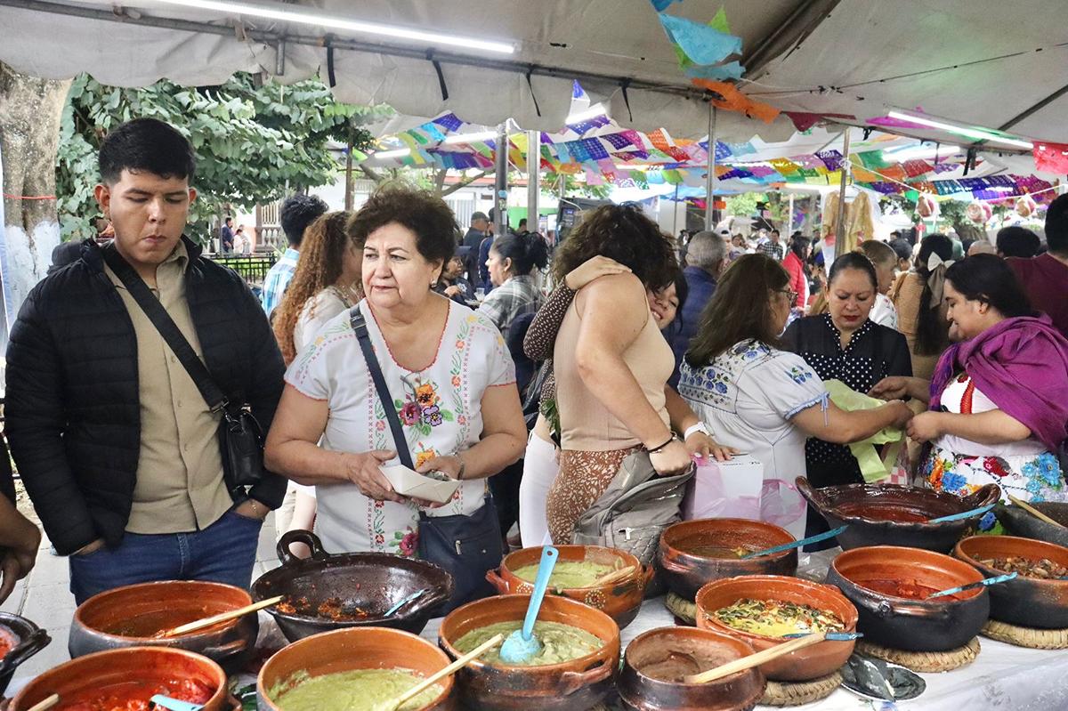 Sectur reconoce el legado de las cocineras y cocineros tradicionales en Uruapan-1