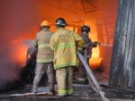 Incendio consume una bodega en Maravatío; no se reportan víctimas mortales
