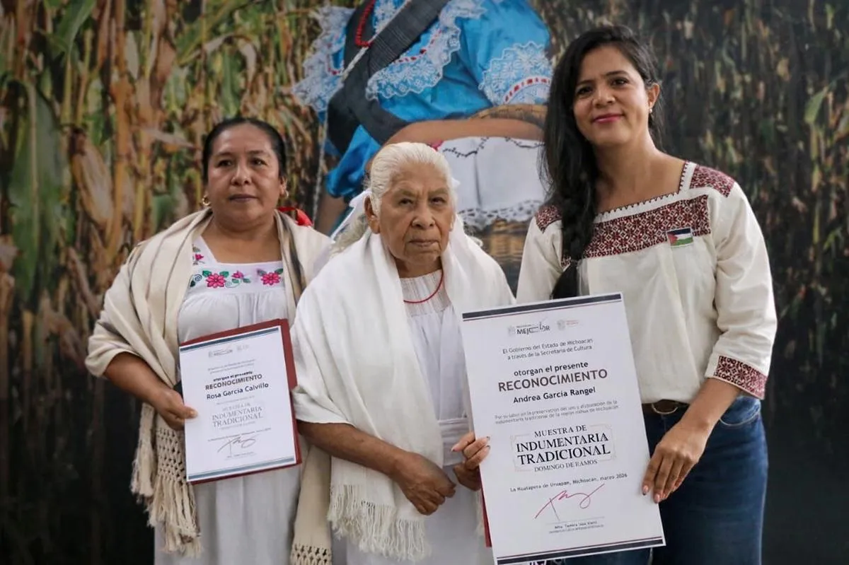 Tianguis de Domingo de Ramos celebra la riqueza textil de los pueblos originarios-2