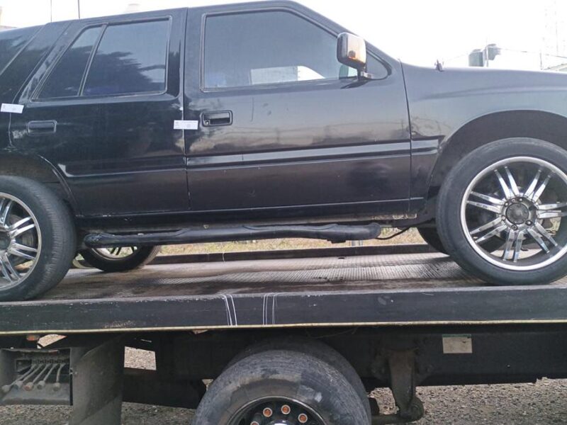 Tras operativo detienen a tres personas y aseguran armas y vehículos en Morelia