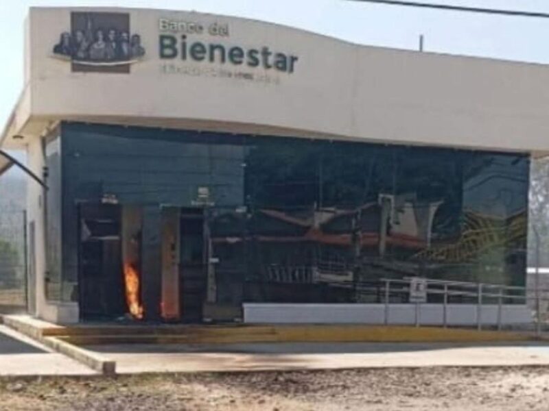 Vinculan a proceso a dos presuntos responsables de prenderle fuego a un Banco del Bienestar de Zacapu