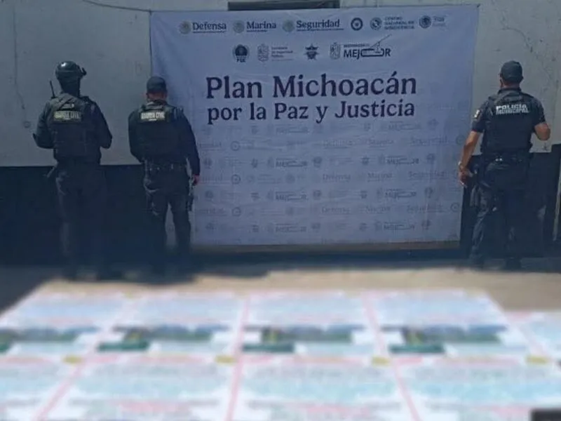Zozobra en Puruándiro por colocación de mantas con supuestos mensajes del Crimen Organizado