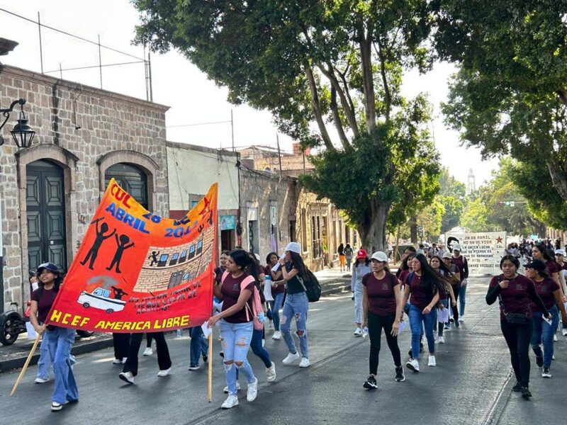 A 13 años del operativo en casas del estudiante, CUL marcha en Morelia y afirma “no nos derrotaron”