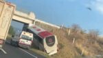 Accidente en la Autopista de Occidente: Autobús impacta pipa y puente en Copándaro; hay dos heridos