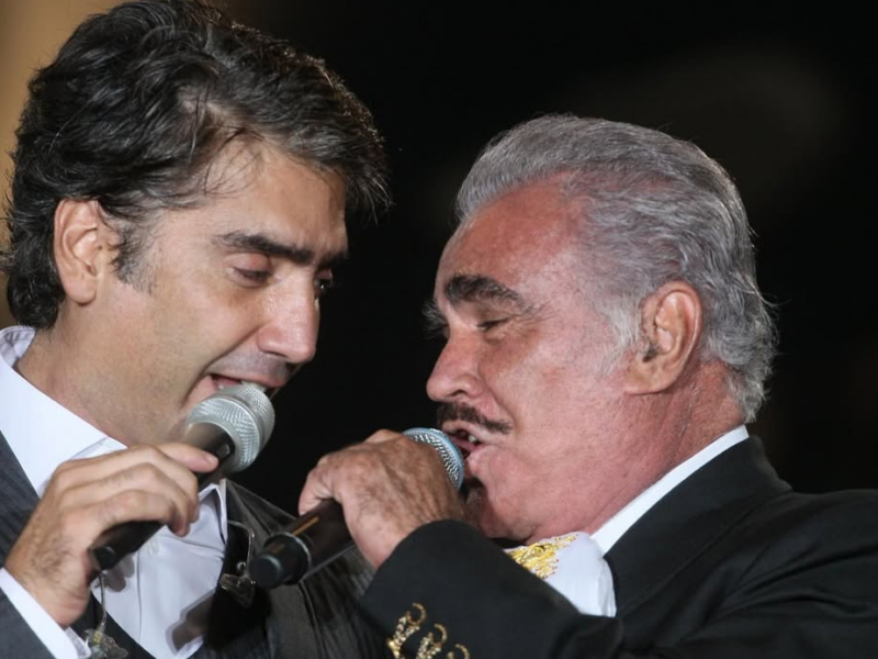 Alejandro Fernández sorprende con dueto póstumo junto a don Vicente Fernández