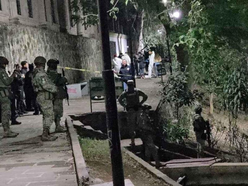Ataque armado en escaleras de "Los Cenadores" en Morelia deja un muerto y dos heridos