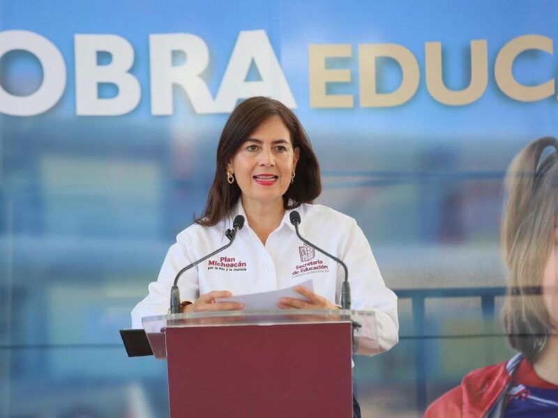 Becas e infraestructura fortalecen la educación en Michoacán: Gabriela Molina