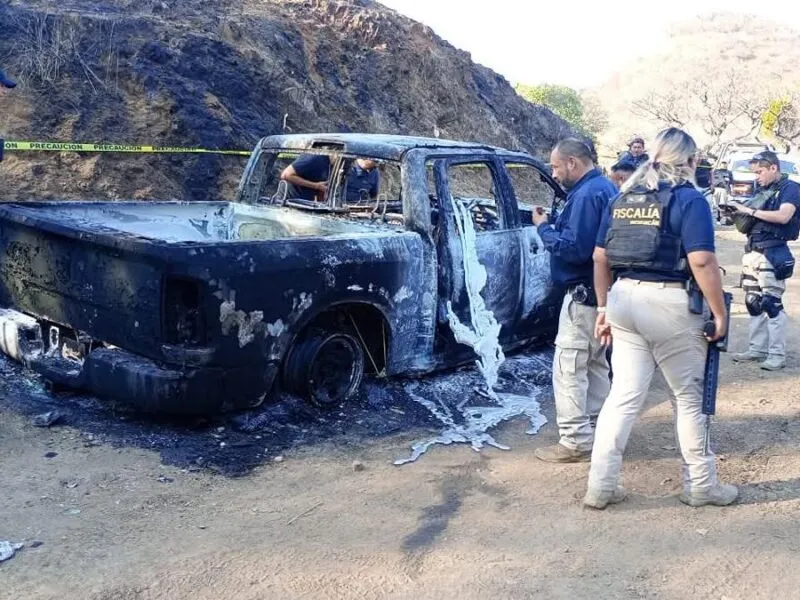 camioneta calcinada Tiquicheo pdelegado Bienestar desaparecido