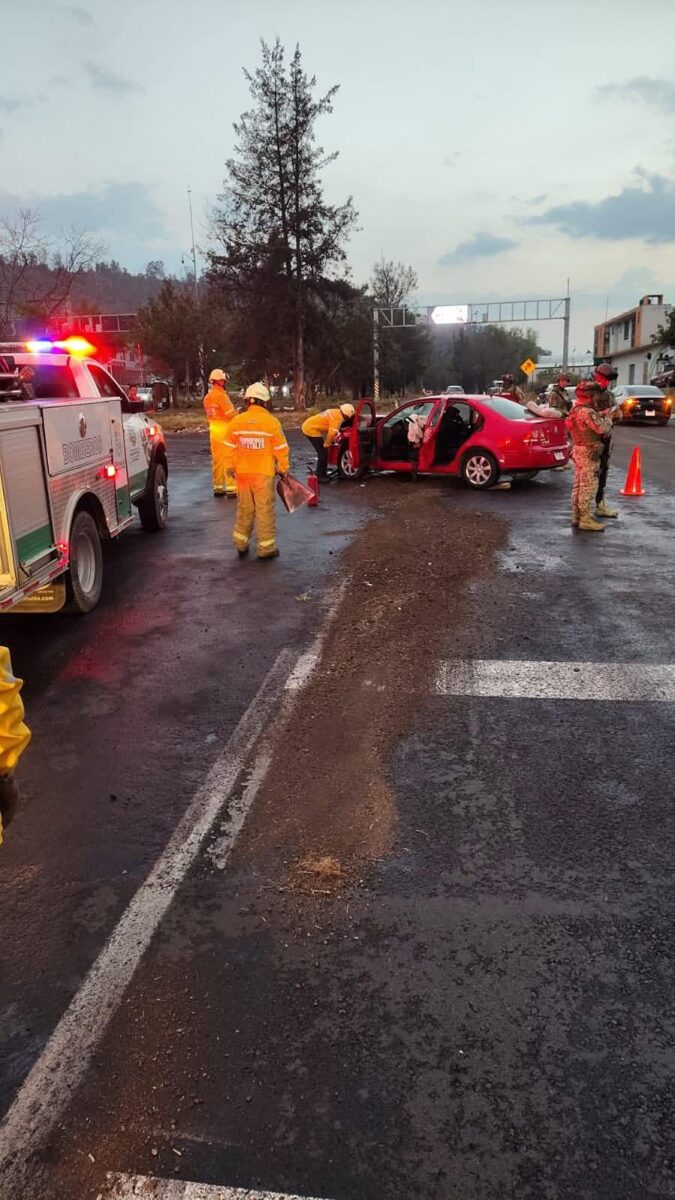 Choque en la Morelia-Pátzcuaro deja a cuatro personas lesionadas-1