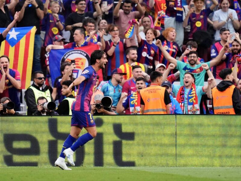 Con sabor a título, Barcelona golea 4-1 al Espanyol en el ‘derbi catalán’