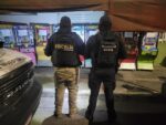 Ejecuta FGE 15 cateos en Uruapan; aseguran 58 máquinas tragamonedas vinculadas a posibles actividades ilícitas