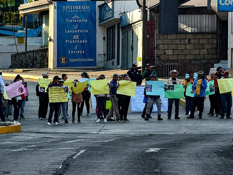 Entre acusaciones cruzadas, protestan en Santa María por falta de agua potable