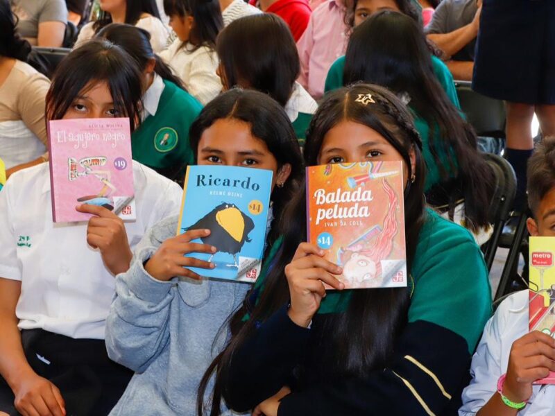 Este lunes regresan a clases más de un millón de estudiantes: Gabriela Molina