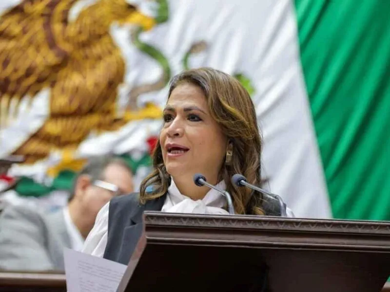 Fabiola Alanís reconoce inversión histórica en educación, clave para la transformación de Michoacán