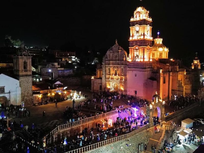Fe y tradición se reunieron en la Procesión de los Cristos en Tlalpujahua