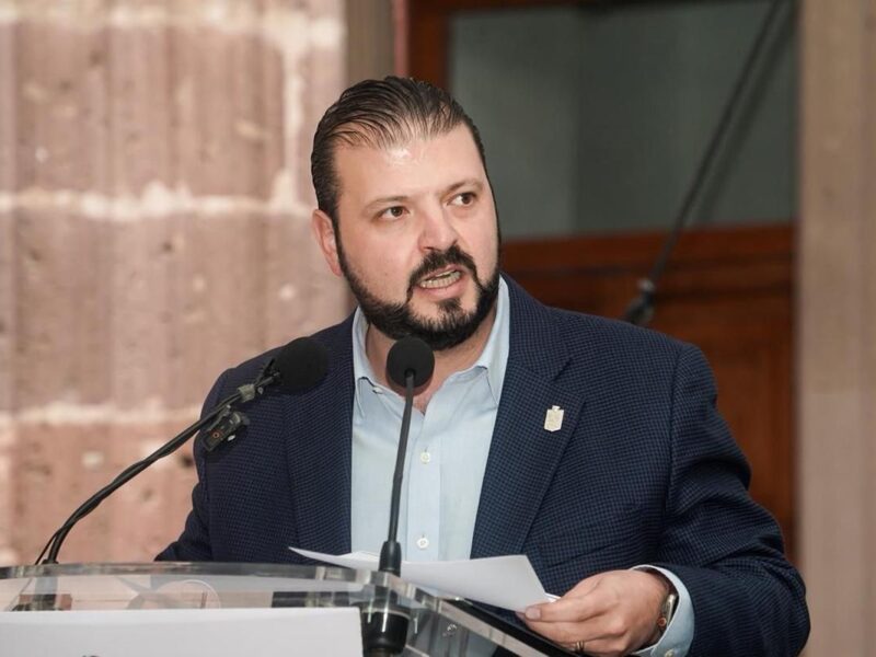 Gobierno de Michoacán mantiene diálogo con productores del campo y transportistas para atender sus demandas