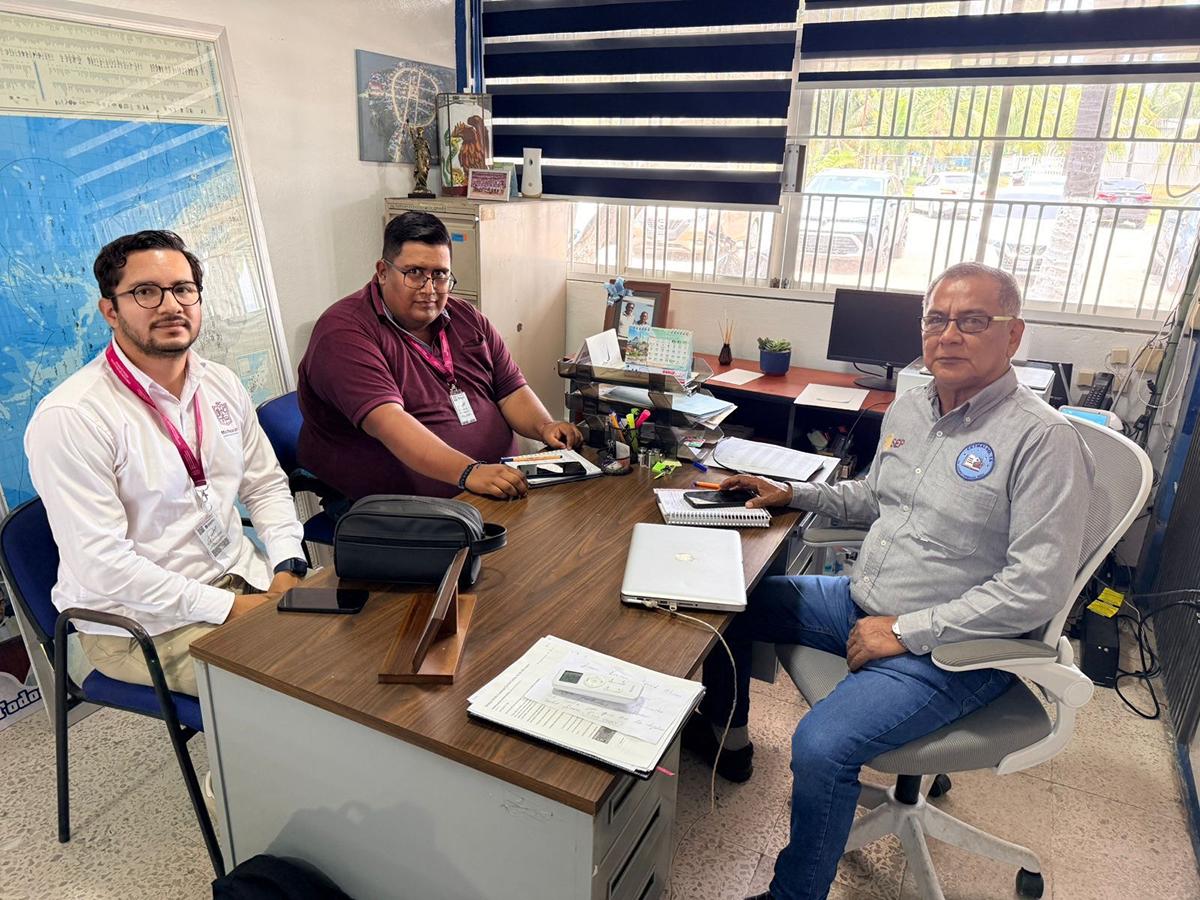 Gobierno estatal refuerza acompañamiento a planteles educativos de Lázaro Cárdenas-1