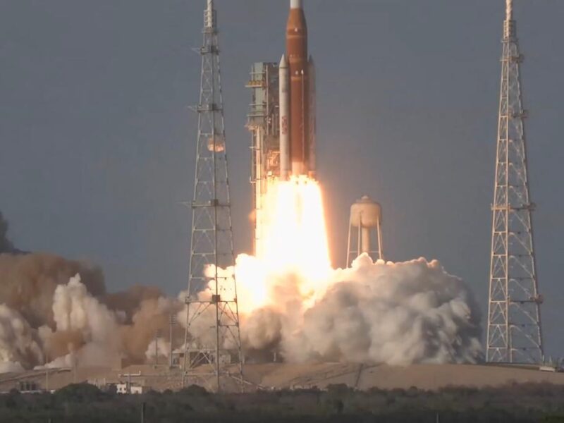 ¡Histórico! Despega la misión Artemis II con cuatro astronautas para orbitar la luna